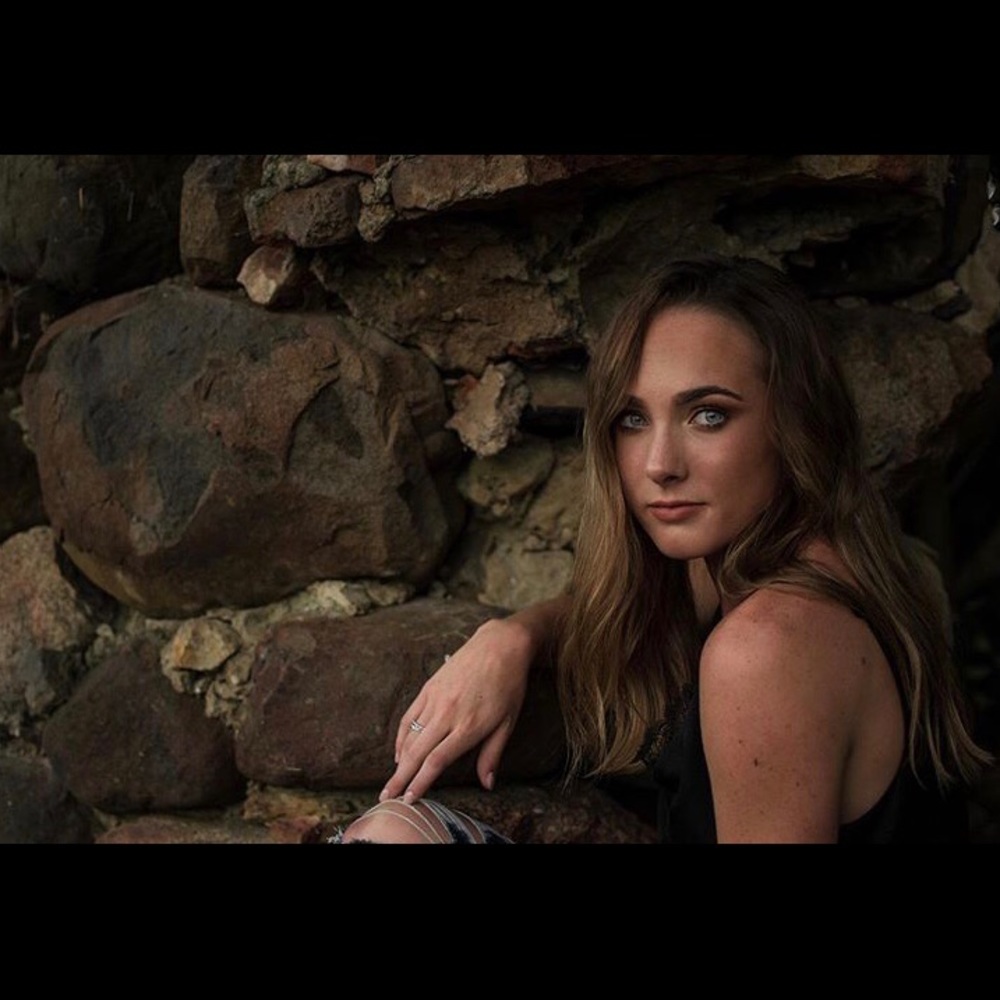 Meet your Posher, Olivia